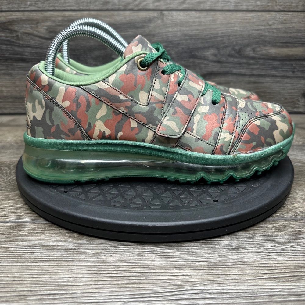 YRU Qozmo Aiire Women’s Size 8 Camo Shoes Sneakers